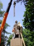 В Івано-Франківську відкрили пам’ятник Тарасові Шевченку